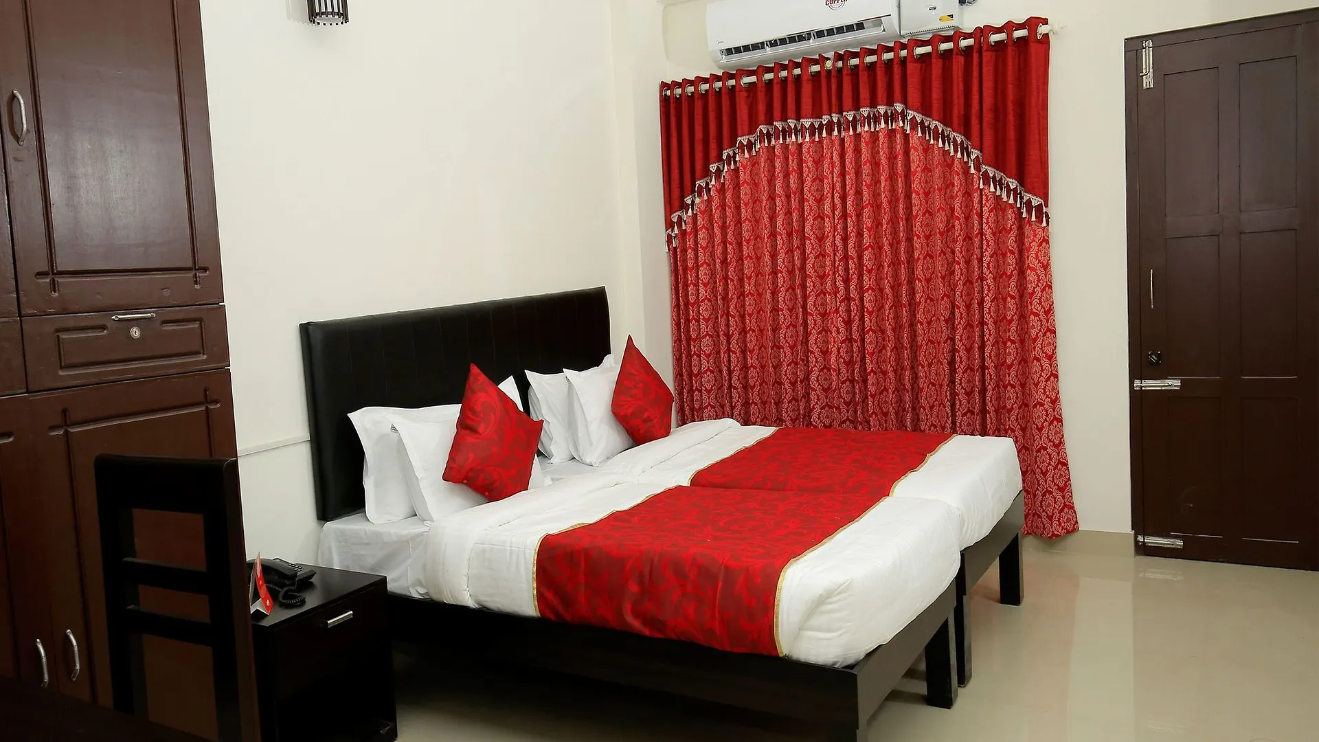 Oyo 10369 Technopark Phase 3 Hotel Thiruvananthapuram
